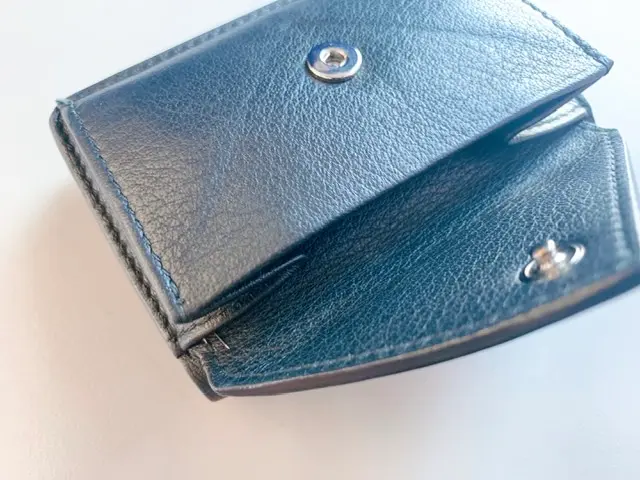【20代女子の愛用財布】『BALENCIAGA』のミニ財布♡私のおすすめ･:*+. | MOREインフルエンサーズブログ | DAILY MORE