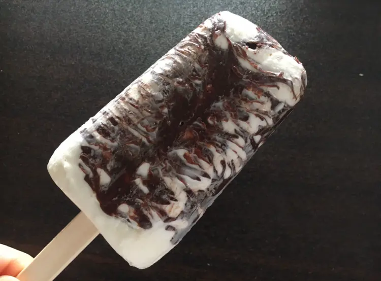 【コンビニアイス】しましまうまうま"しまうまバー"!パリトロ食感でやみつきに♡_5