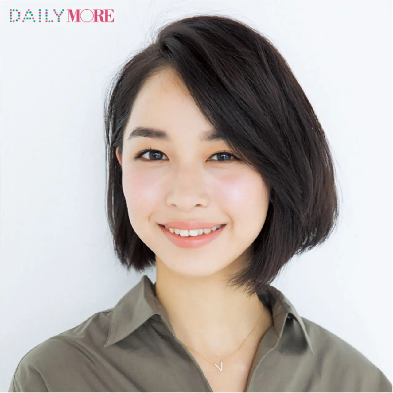 打ち上げパーティ前に、会社メイクを上品盛り♡ アフター6の『変身ポーチ』の中身はこれっ!_1