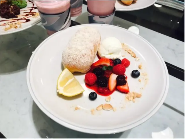 こんなお洒落なあげパン見たことない!コスメからフードまで堪能できる《東京初出店》のカフェへ行ってきました★_4