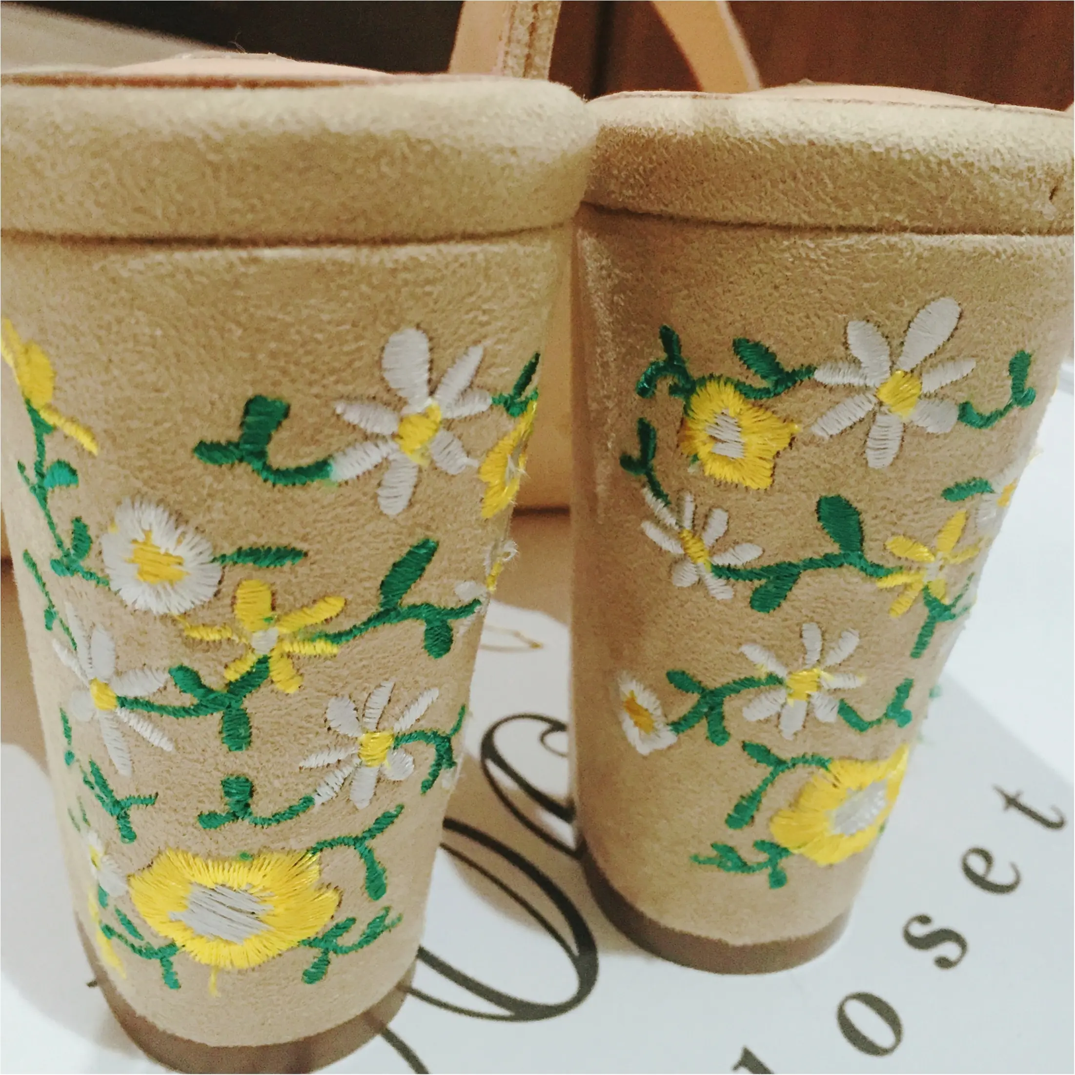 toccoのセール!2017年トレンド「刺繍入り」サンダルを購入したよ♡驚きのプチプライス¥3,000台なのです♩_1