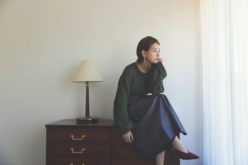 【伊藤千晃さんスペシャルインタビュー】「ほとんど私自身の事です」という新曲「真夜中の処方箋」の歌詞に注目! 最新おしゃれ情報もお届け!!_2