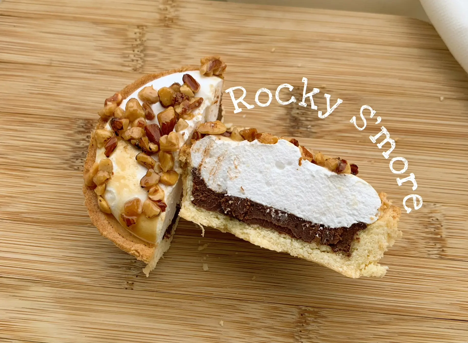 【衝撃の美味しさ】ローソンで購入したロッキースモアがリピ決定!_1