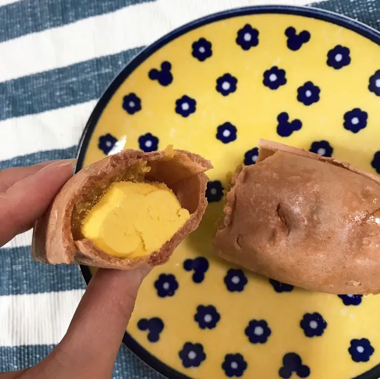 【コンビニグルメ】安納芋もなかアイスを食べてみた✨_3