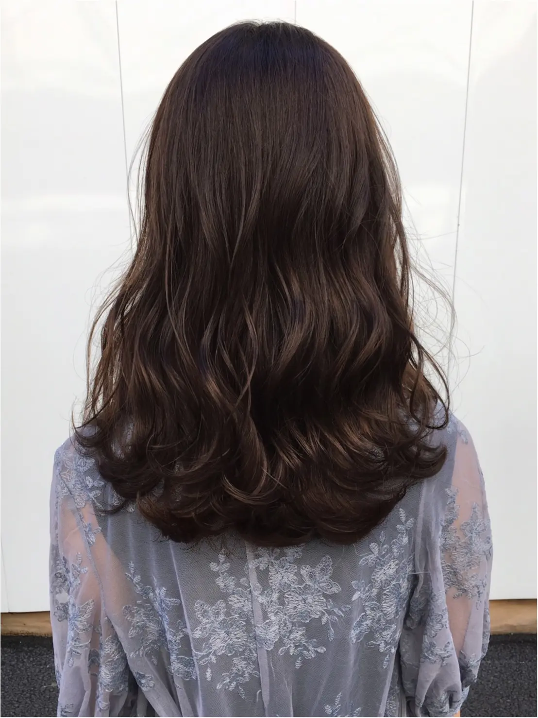 暗髪でも圧倒的透明感 秋のヘアカラーは ラベンダーグレーアッシュ がオススメ Moreインフルエンサーズブログ Daily More