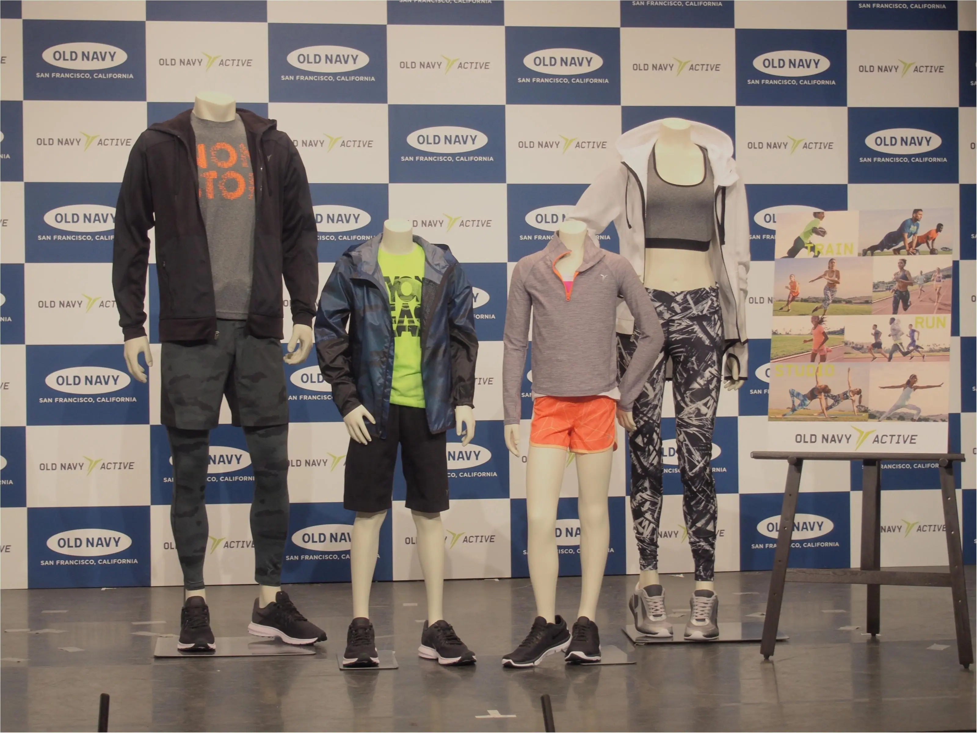 エグスプロージョン&トレンディエンジェルがダンスで魅せる! 『OLD NAVY』アクティブウェアが日本初上陸☆_7