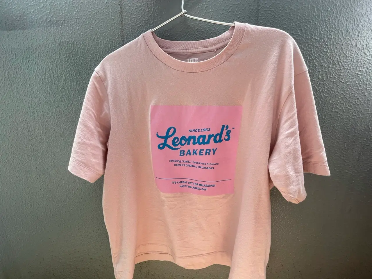 ユニクロUTのレナーズベーカリーとのコラボTシャツ