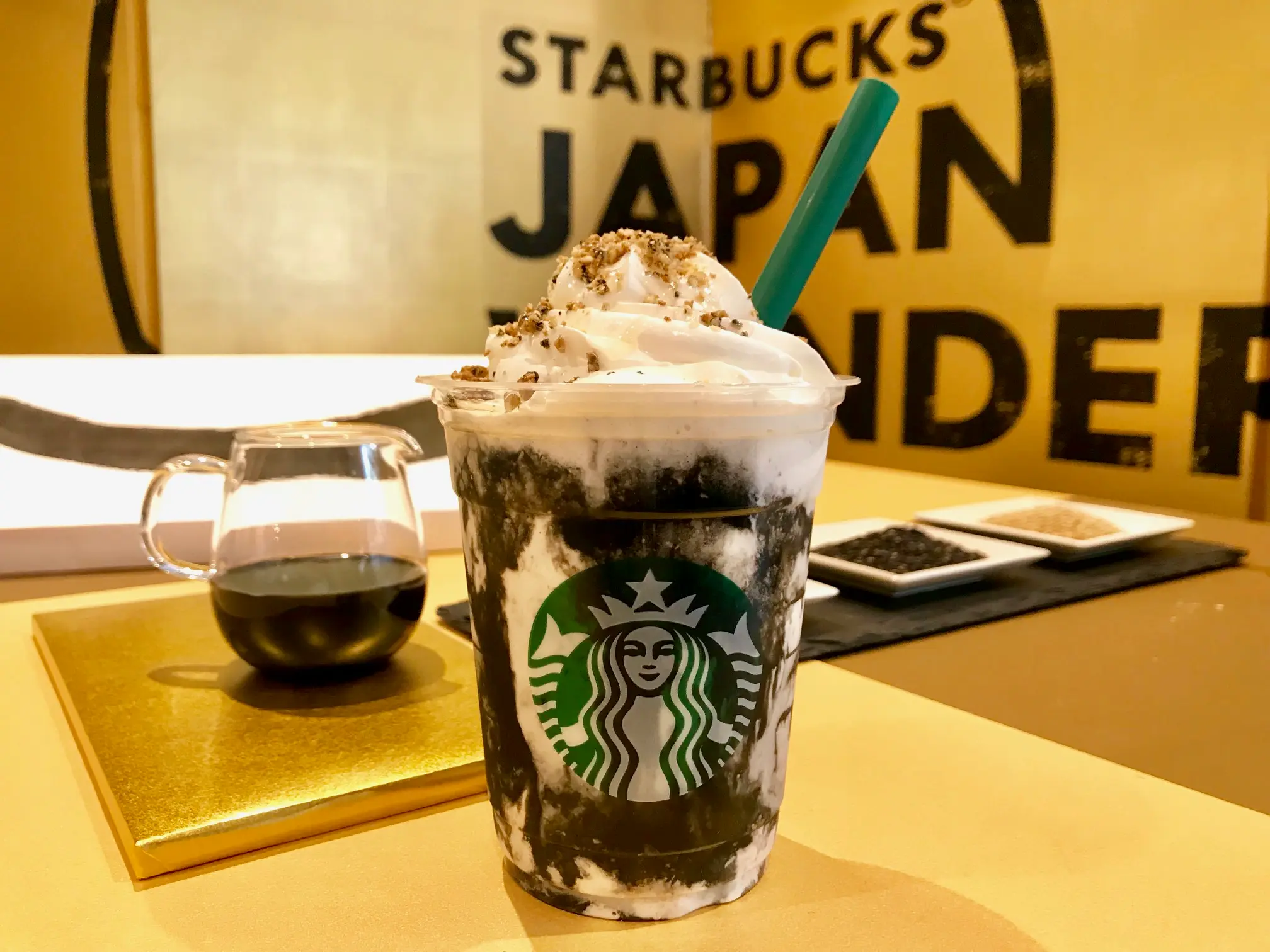 【スタバ新作試飲レポ】「ゴマ ゴマ ゴマ フラペチーノ」と「ゴマ ゴマ ゴマ ラテ」は、和菓子のような上品フレーバー♡_2