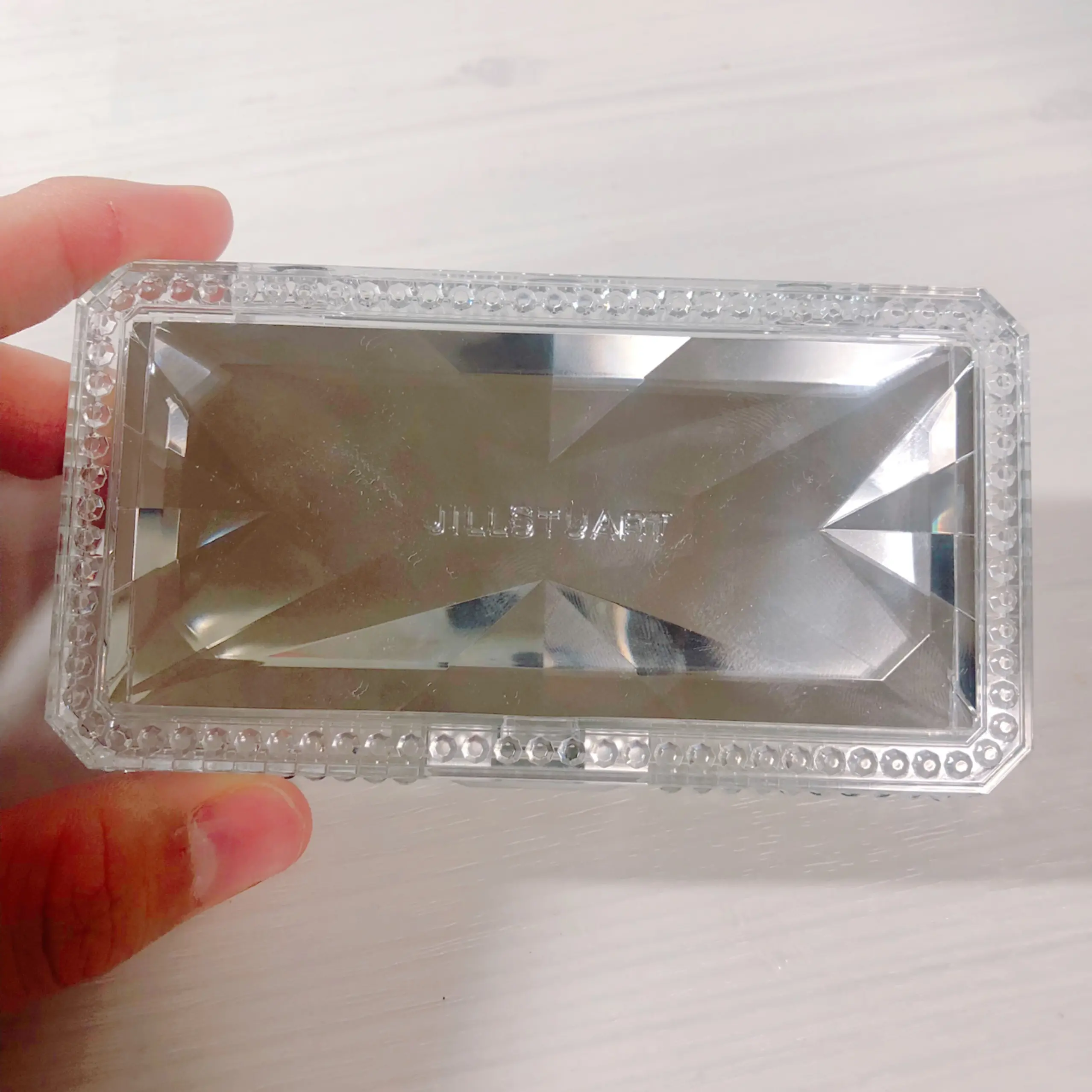 【JILL STUART 秋の新作シャドウパレット】これ1つで誰でもパッチリ目元に!_3