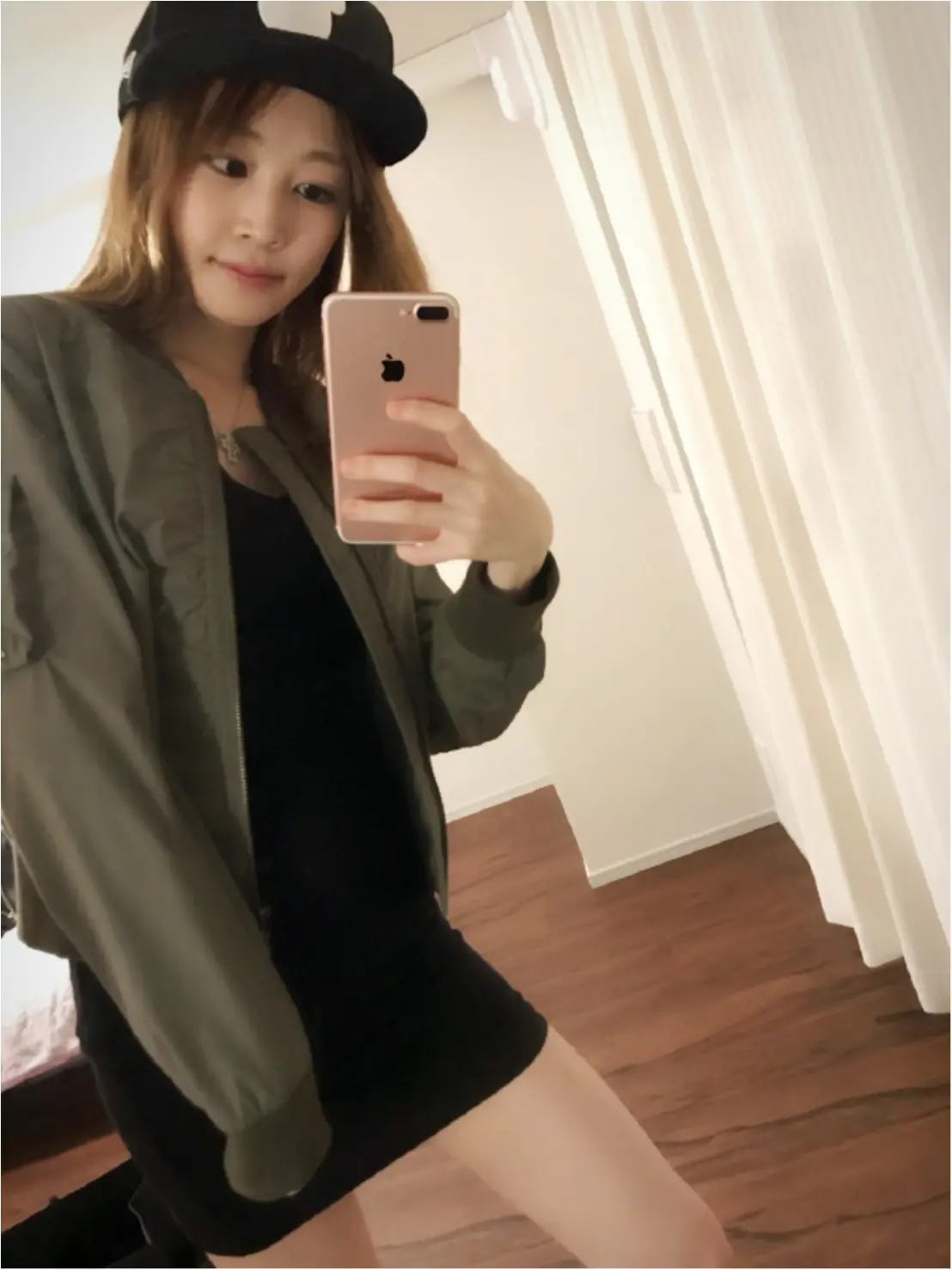 夏のお気に入りスタイル♡ゴツめな靴にはタイトな服で♡_3