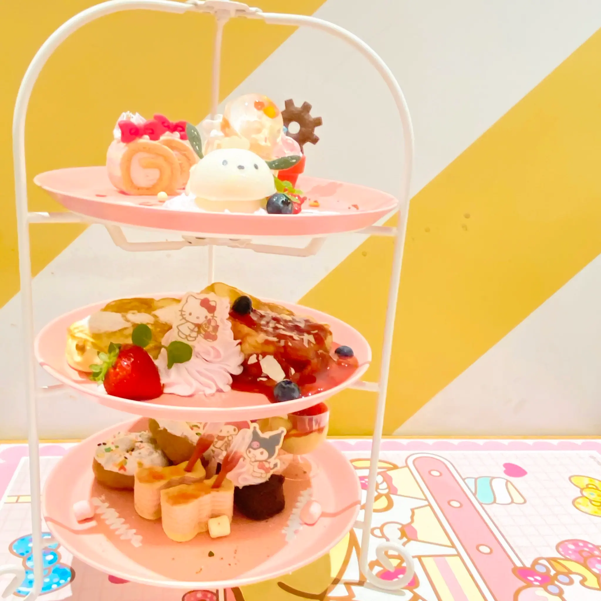 【期間限定】EGG & SPUMAとサンリオのコラボカフェが最強カワイイ!_3