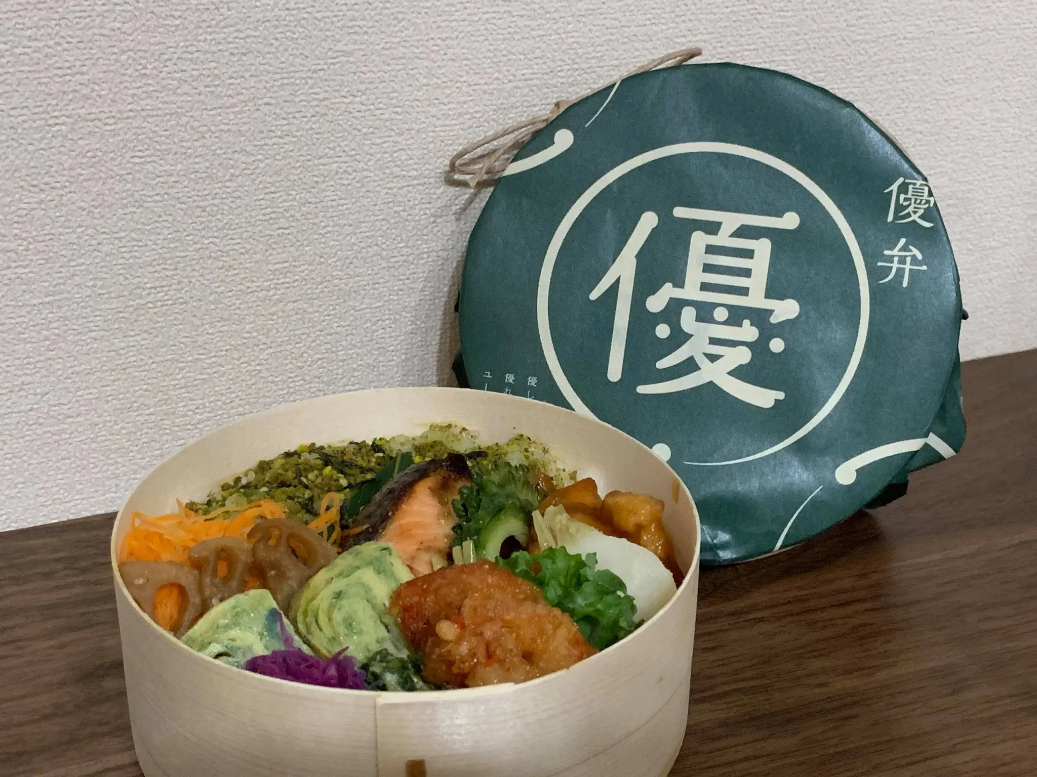 ミシュランシェフがつくる栄養満点”ユーグレナ”をつかったお弁当が美味しいって噂_1