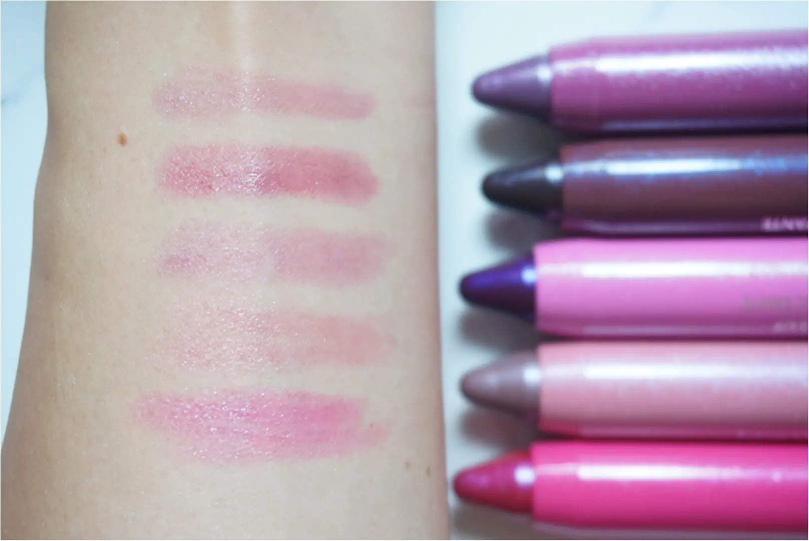 《プチプラコスメマニアがおすすめする!》絶対使える秋の新作コスメ-REVLON編-_3