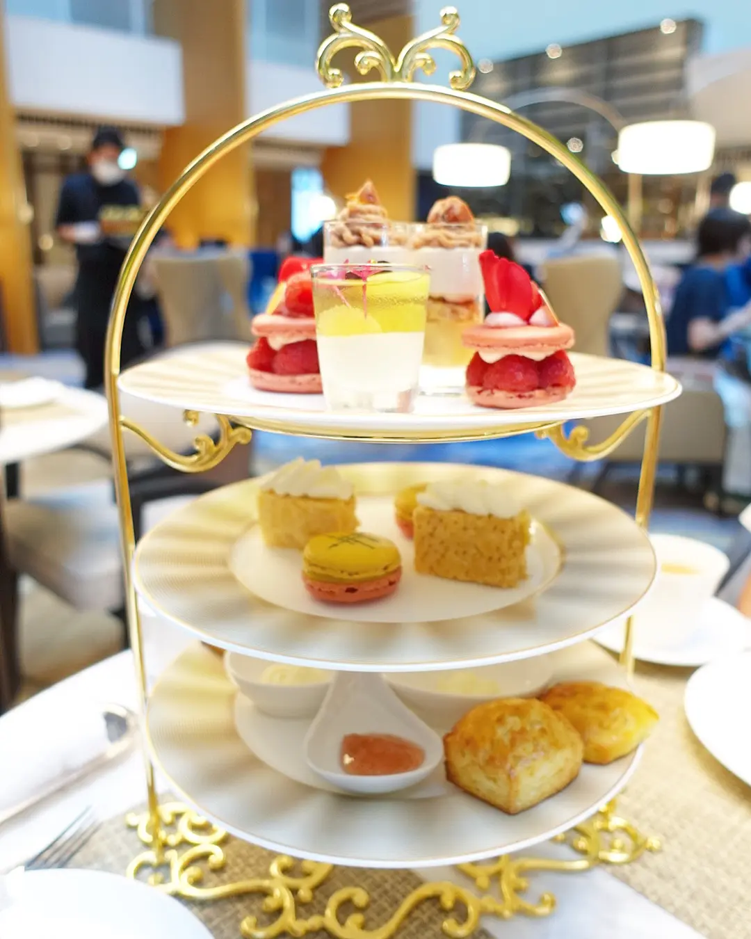 ピエールエルメとコラボアフタヌーンティ!ストリングスbyインターコンチネンタル【東京・品川】_1