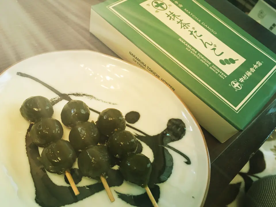 今人気の京都土産はコレだ!お茶屋さんの抹茶スイーツに75分の大行列!?_7