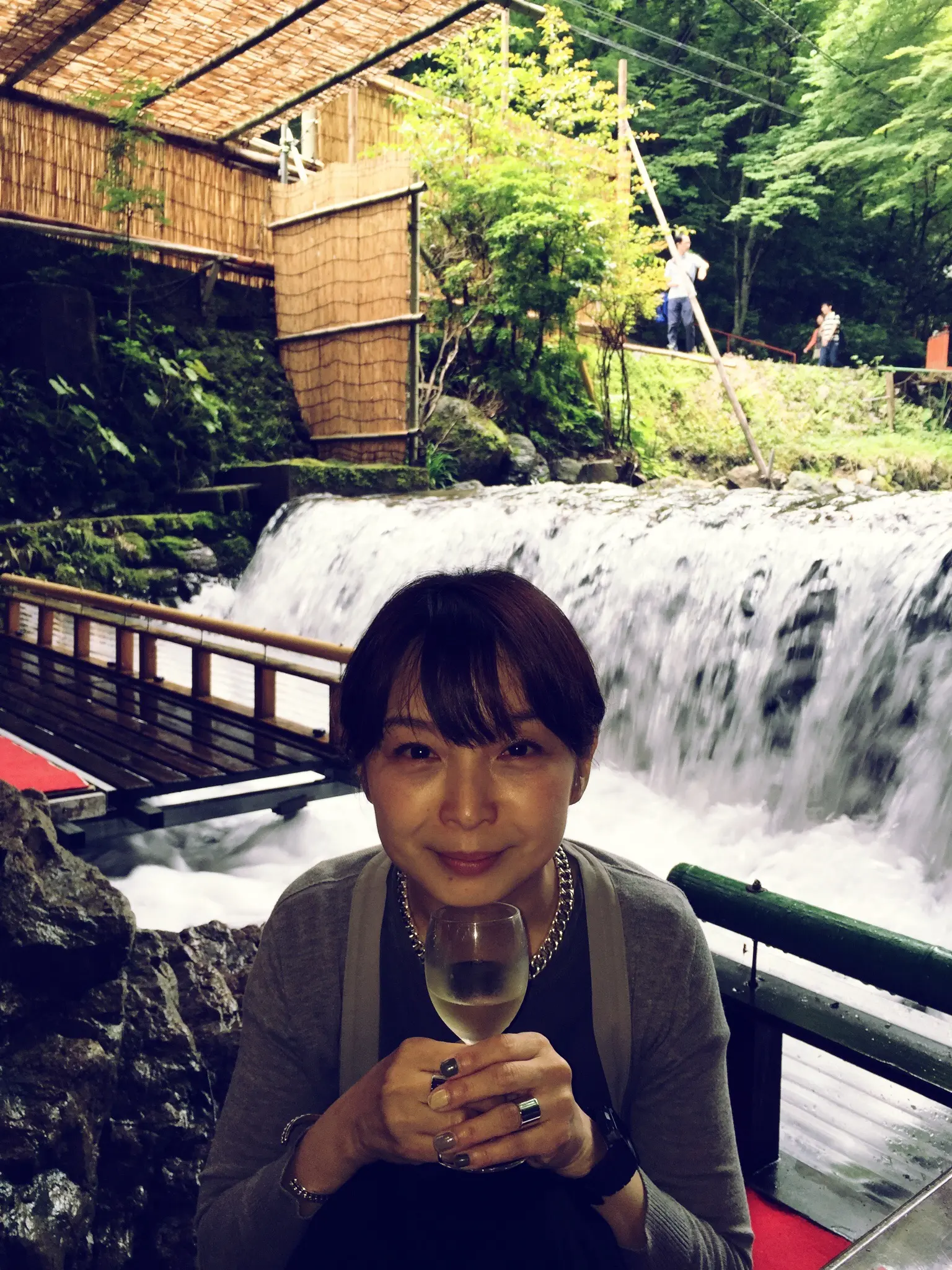 京都・貴船の滝つぼ……ではなく川床でお食事♪_4