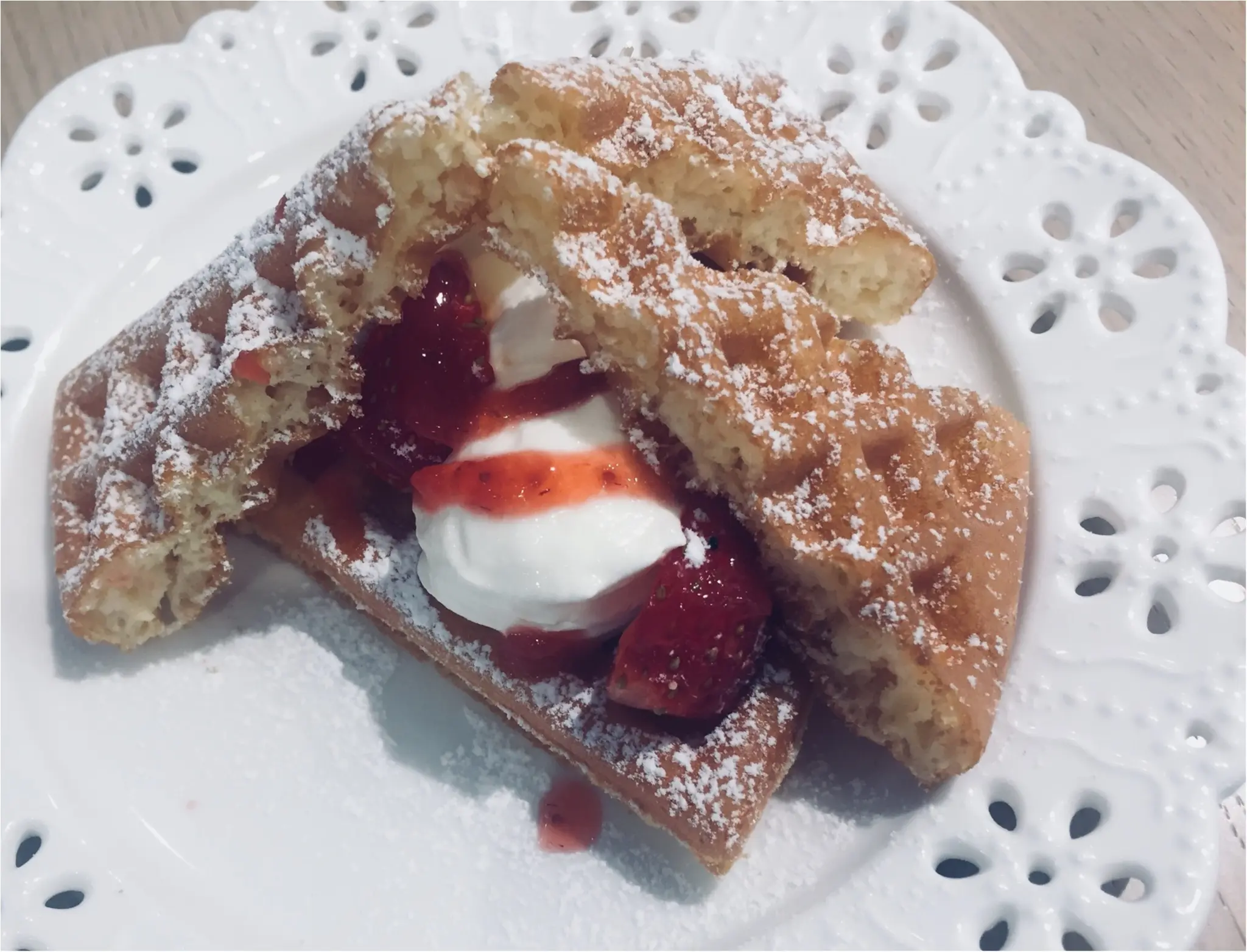 横浜駅近カフェ 可愛い店内と美味しいワッフルが食べられる一押しのお店です Moreインフルエンサーズブログ Daily More