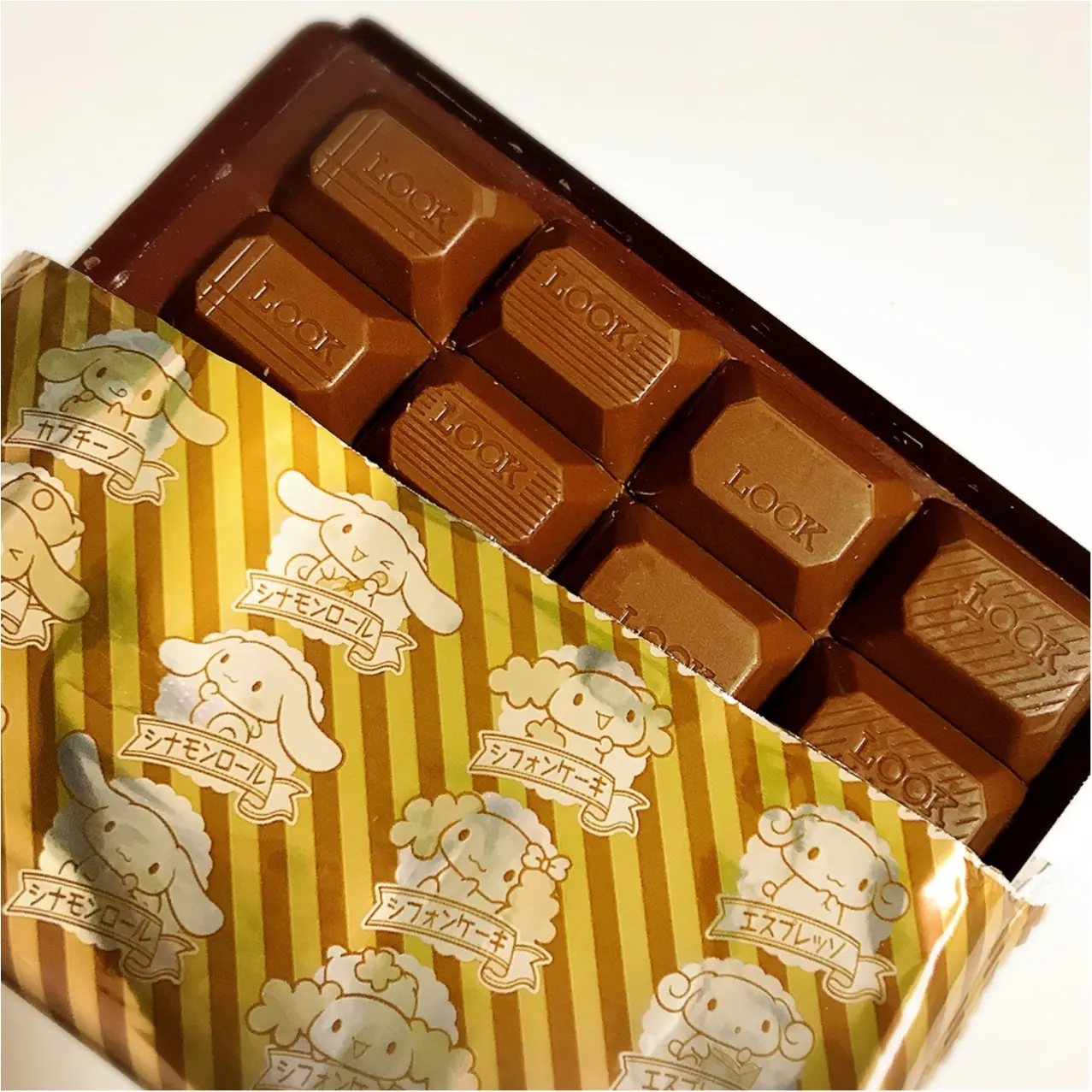 【パケ買いお菓子♡】15周年を迎えた「シナモロール」と「ルック」のコラボが可愛いっ!_2