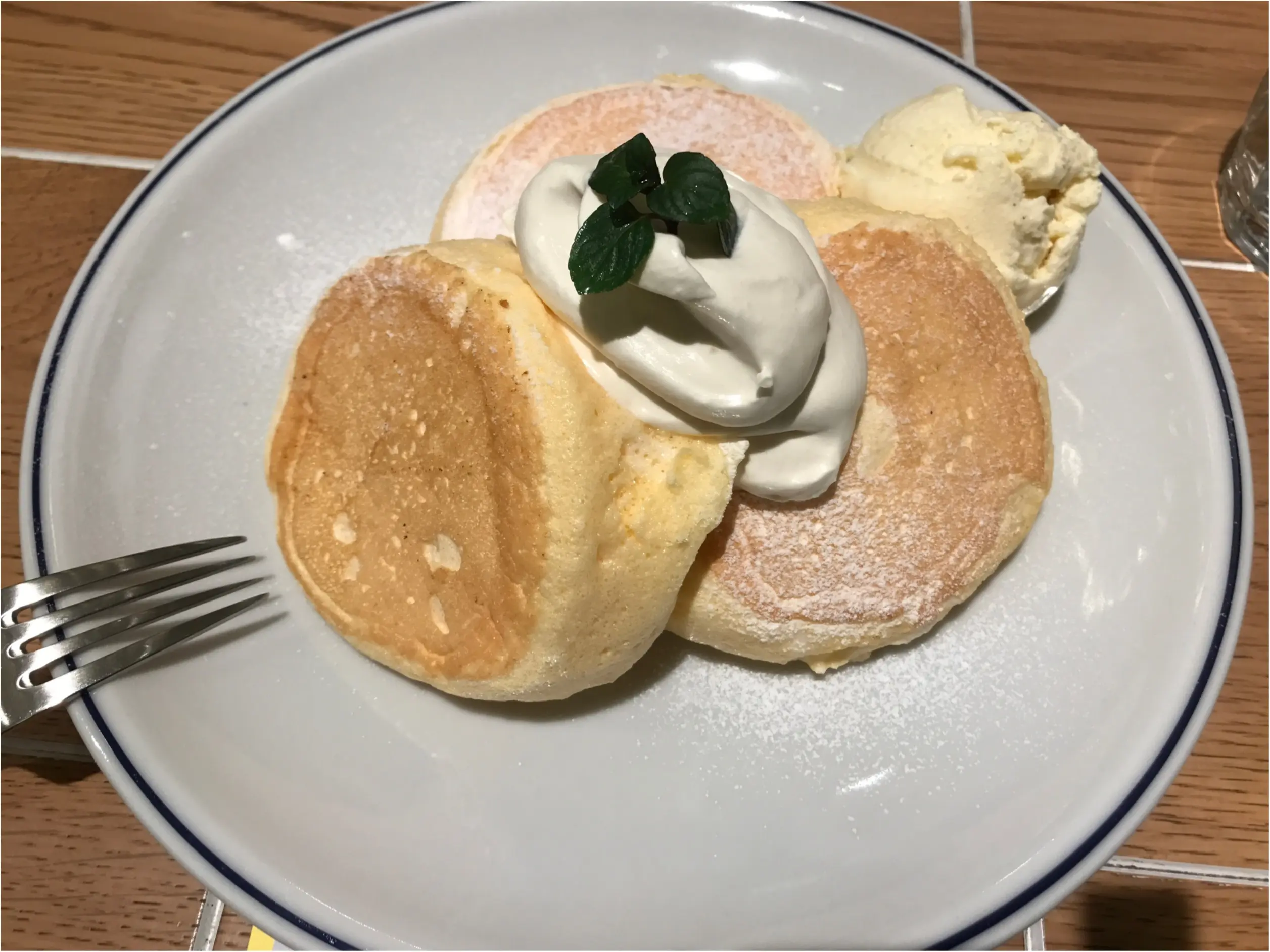 【横浜元町】毎年お得なチャーミングセール明日2/20(火)から開催!元町メイン通り先月オープン!"奇跡のパンケーキ"を調査!_3
