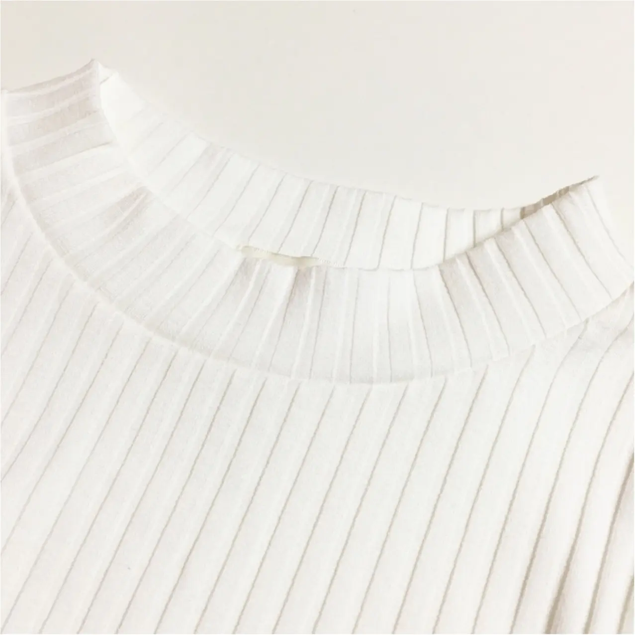 990円!?着回し抜群!GUのコンパクトリブTが使える♡_4