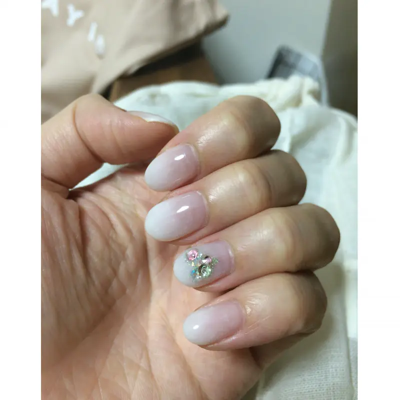 6月Nail*「シャーベットホワイトベースに煌めくグリーンハート♡をのせて」by Alisa*_2