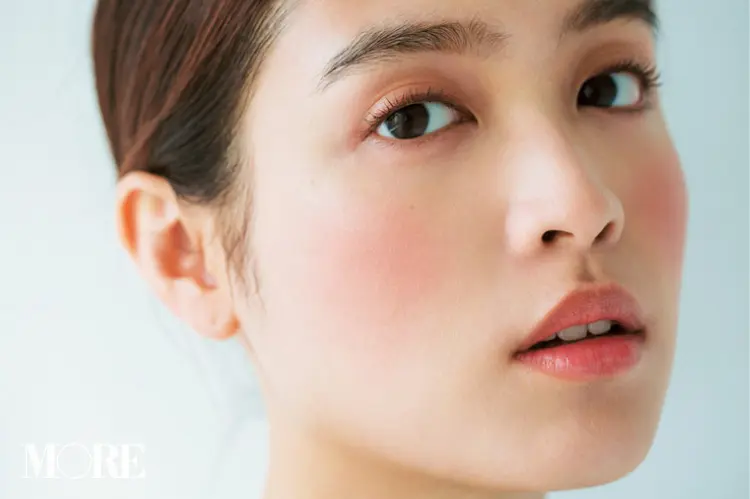 チークの入れ方&色選びで顔印象のお悩み解決! 記事Photo Gallery_1_11