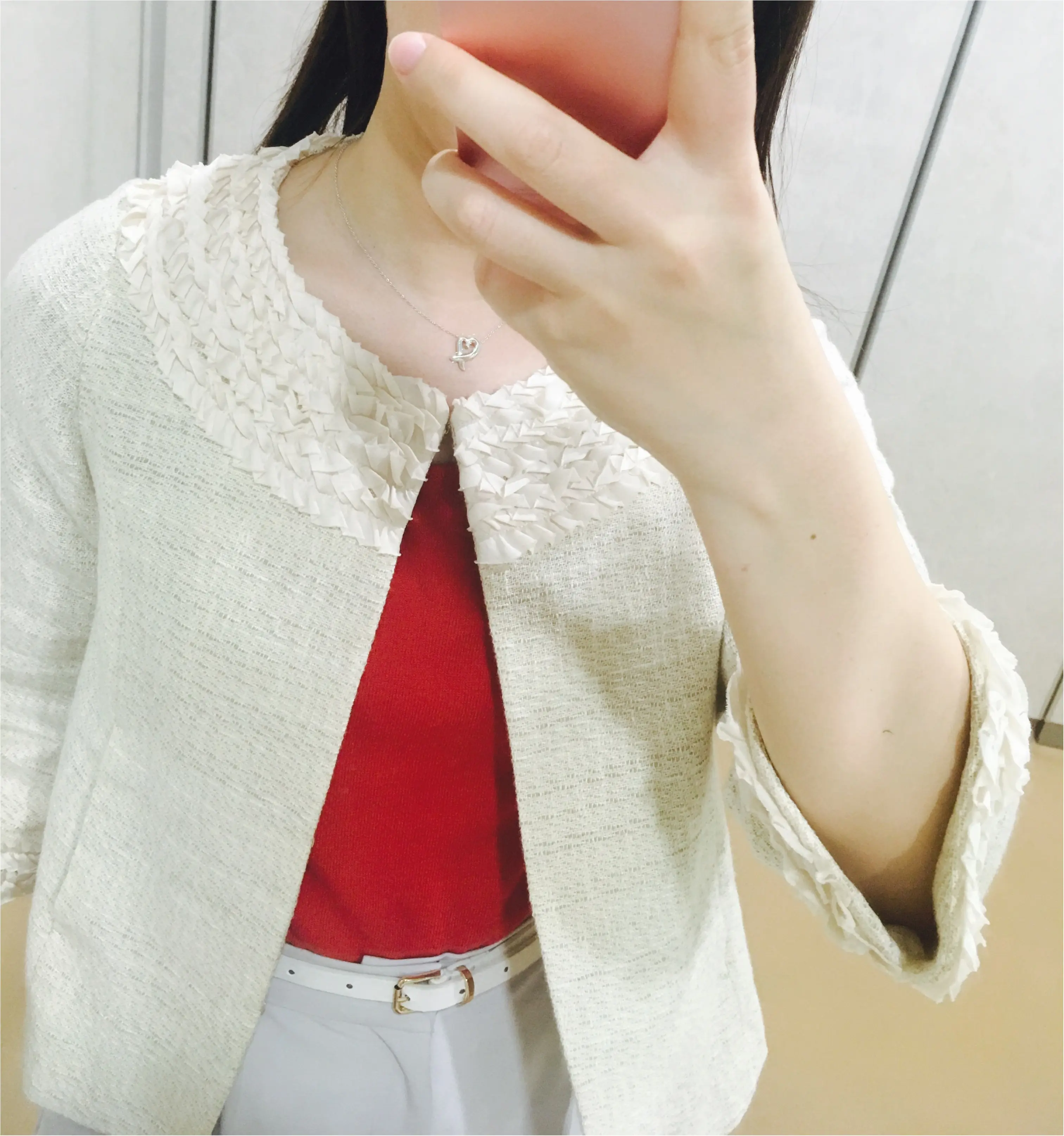 なりたい私に着替えよう【赤】を取り入れたオフィスコーデに挑戦!_5