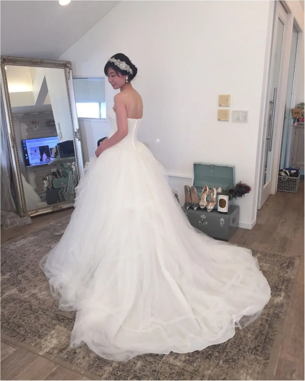 卒花さんに聞く【ドレス特集】- 結婚式・二次会におすすめ! プレ花嫁さんに人気のおしゃれなウェディングドレスは?_22