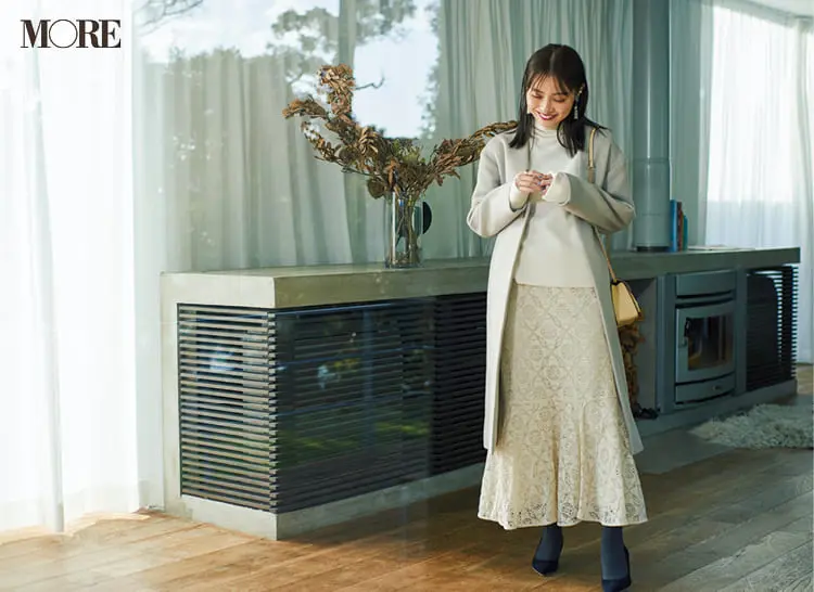 白ニットコーデ【2020冬〜春】- 着膨れしない細見えテクニックなど、白い服の最旬レディースコーディネートまとめ_20