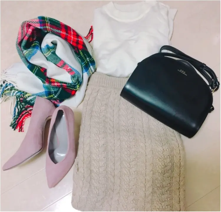 《スマッシュヒットアイテムをついにGet♡》GUケーブルニットスカートを主役にUNIQLOとGUでフルコーデ♡_2
