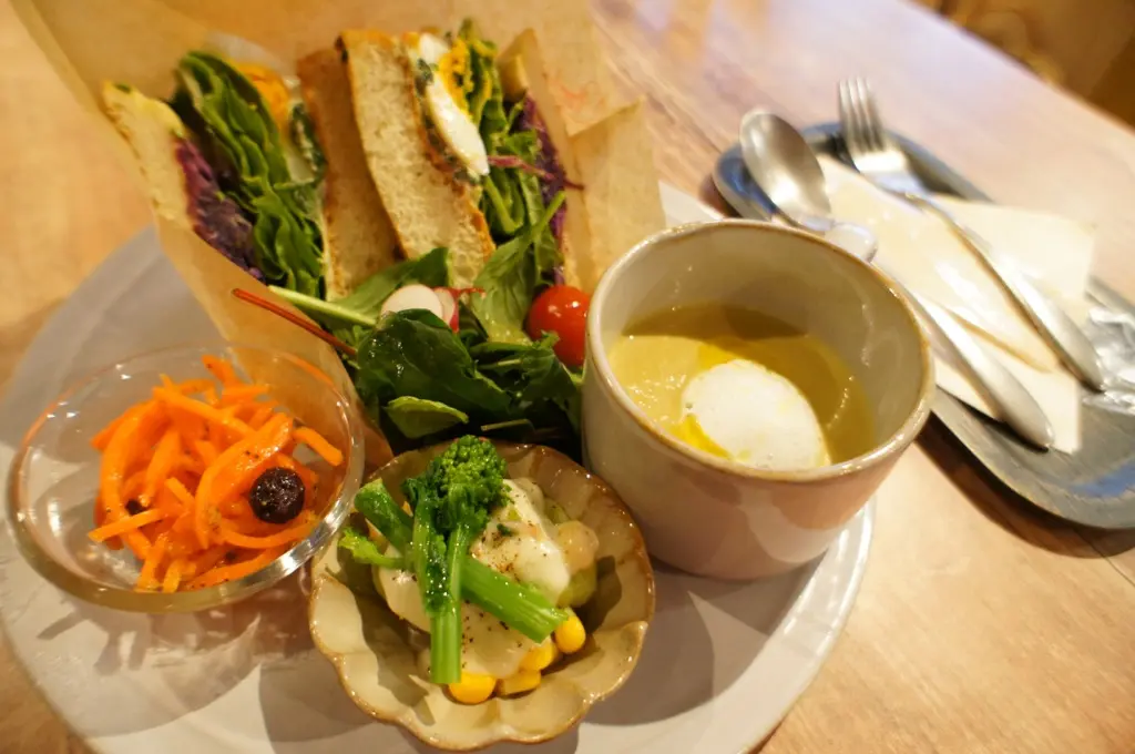《#東京カフェ巡り》おひとりさまもデートにも!【蔵前】鷰 enでまったり❤️Lunch☻_3