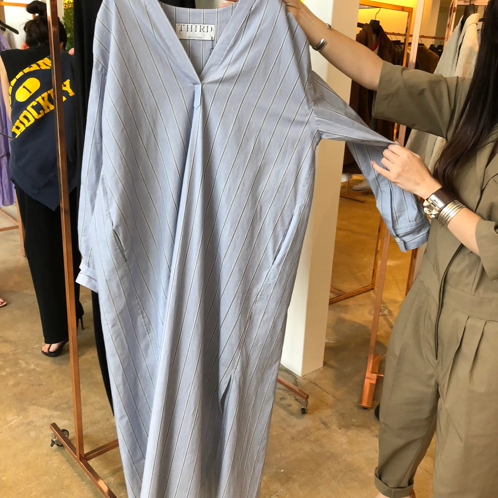 昨年オープンして瞬く間にスタイリストさんやオシャレ好きにファンが急増したブランドとは?_4