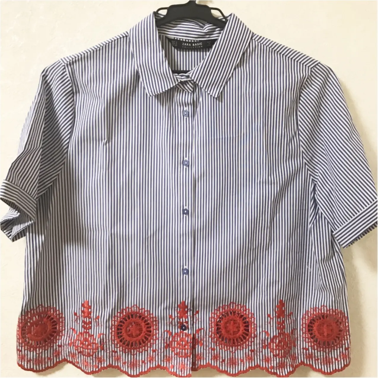 刺繍 × ストライプにひとめぼれ♡【ZARA】で出会った"自由になれるシャツ"_2