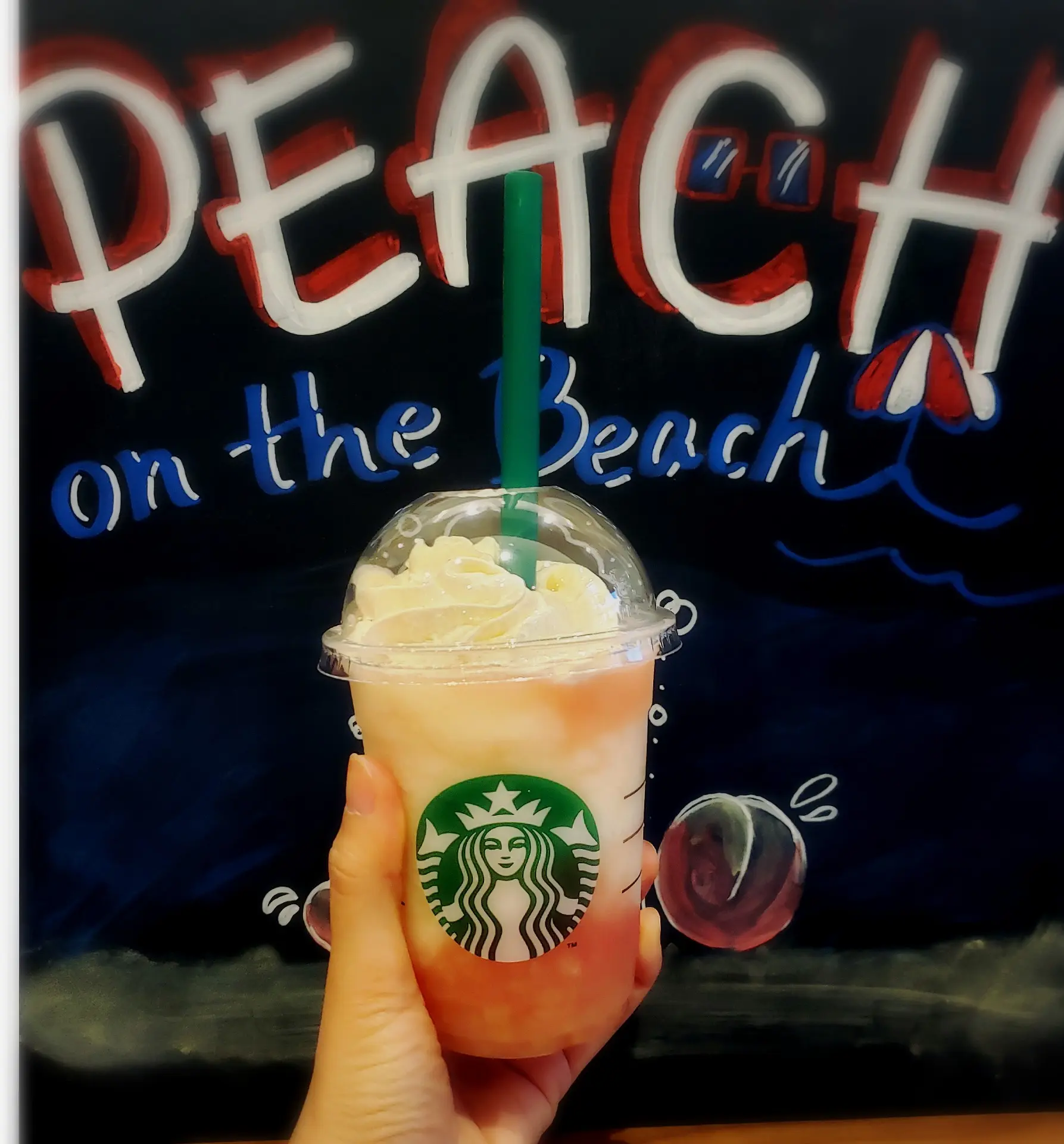【STARBUCKS】ピーチオンザビーチフラペチーノ☆夕陽イメージも!?カスタマイズ3選☆_3