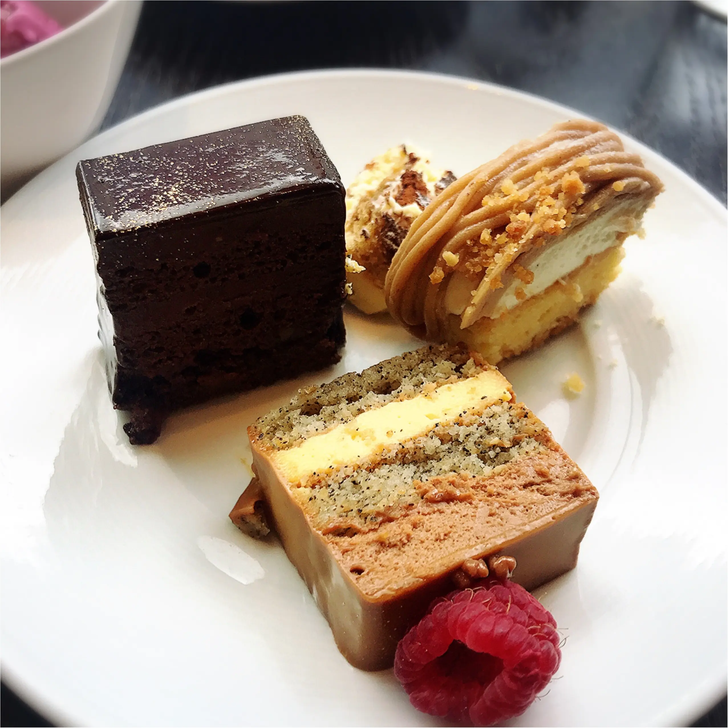 《MOTIF RESTAURANT & BAR @フォーシーズンズホテル丸の内》の贅沢ランチ&デザートビュッフェ♡_6