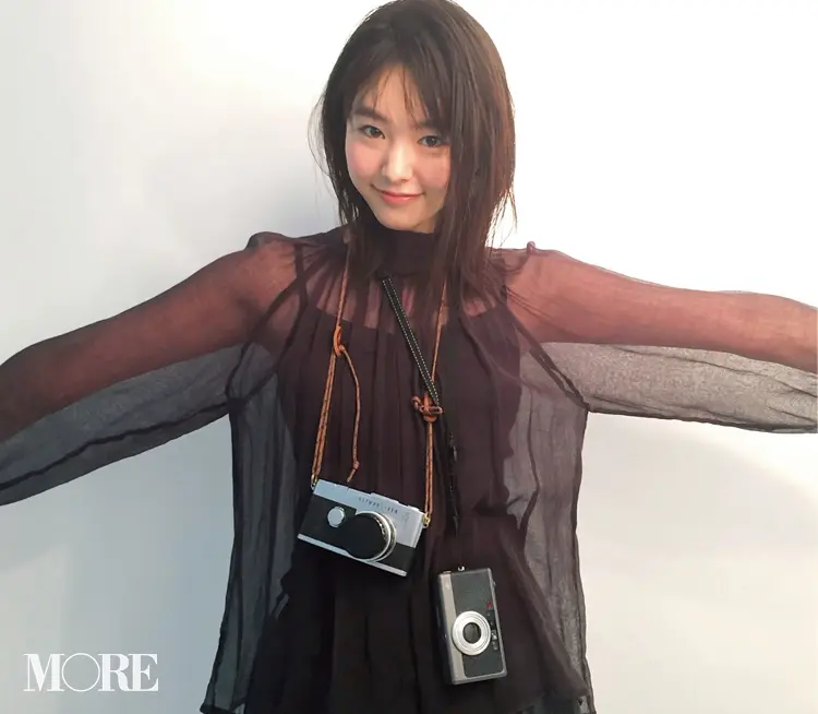 この日の唐田えりかは、大好きな“アレ”を2つ持ち!?【モデルのオフショット】_1