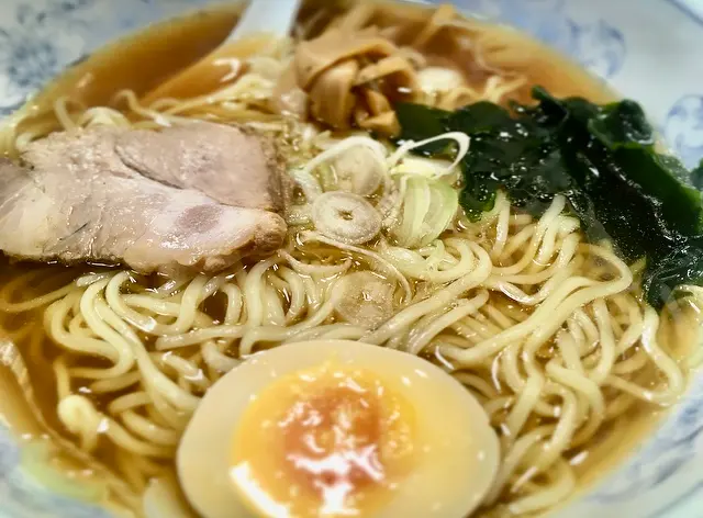 最近お気に入りのお店。ラーメンと餃子がセットで630円ですって!?_3