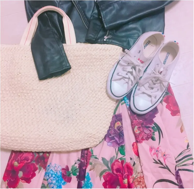 《いま、ザラ(ZARA)女が増えているっ♡!》今年初の春物は売り切れ続出のお花咲きめくミモレスカート♡!_2