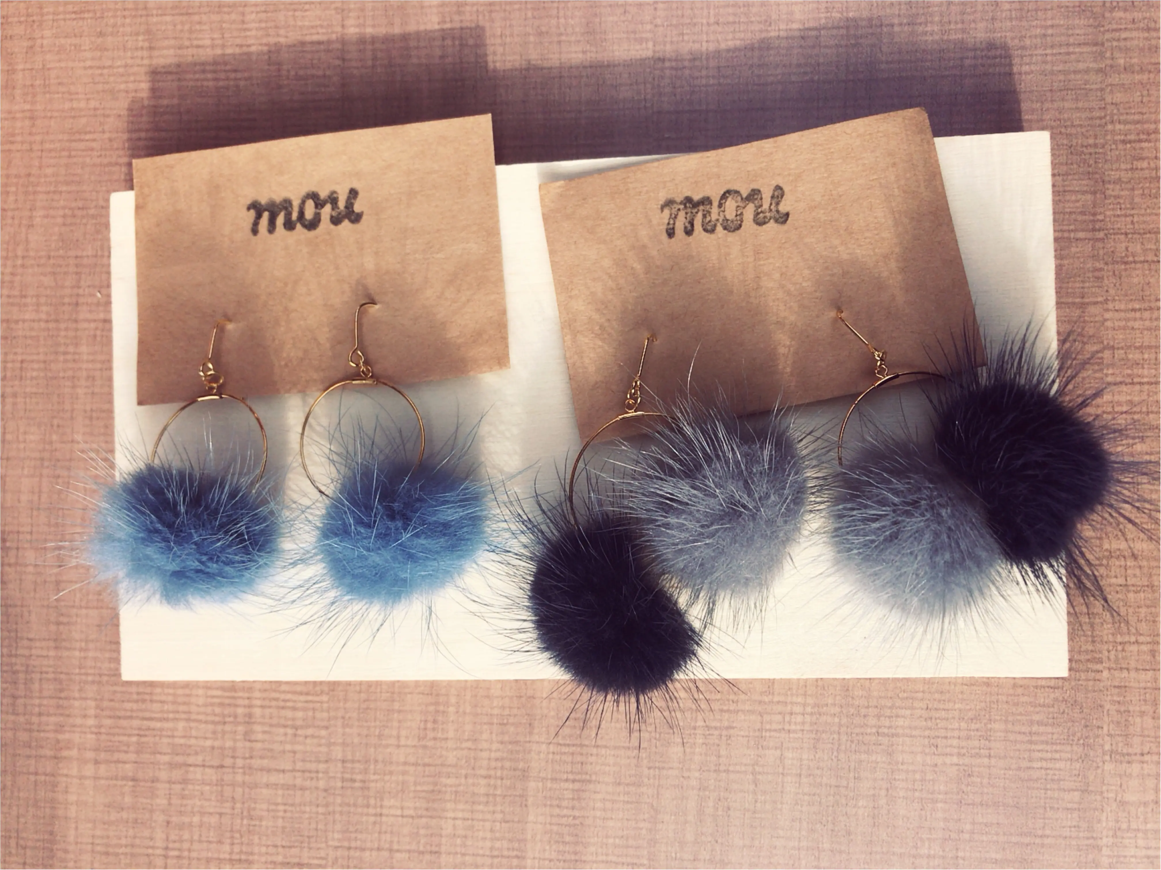 【accessory】寒くなってきたので耳元も衣替え♡ 冬は揺れるファーに視線を集めよー♡_2