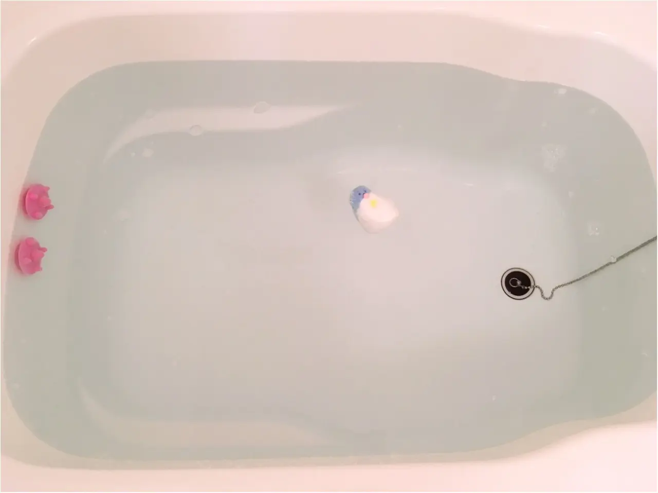 バスルームに現れた夜空やペンギン…♡【LUSH】の限定バスボムでクリスマス気分を盛り上げよう♡_8