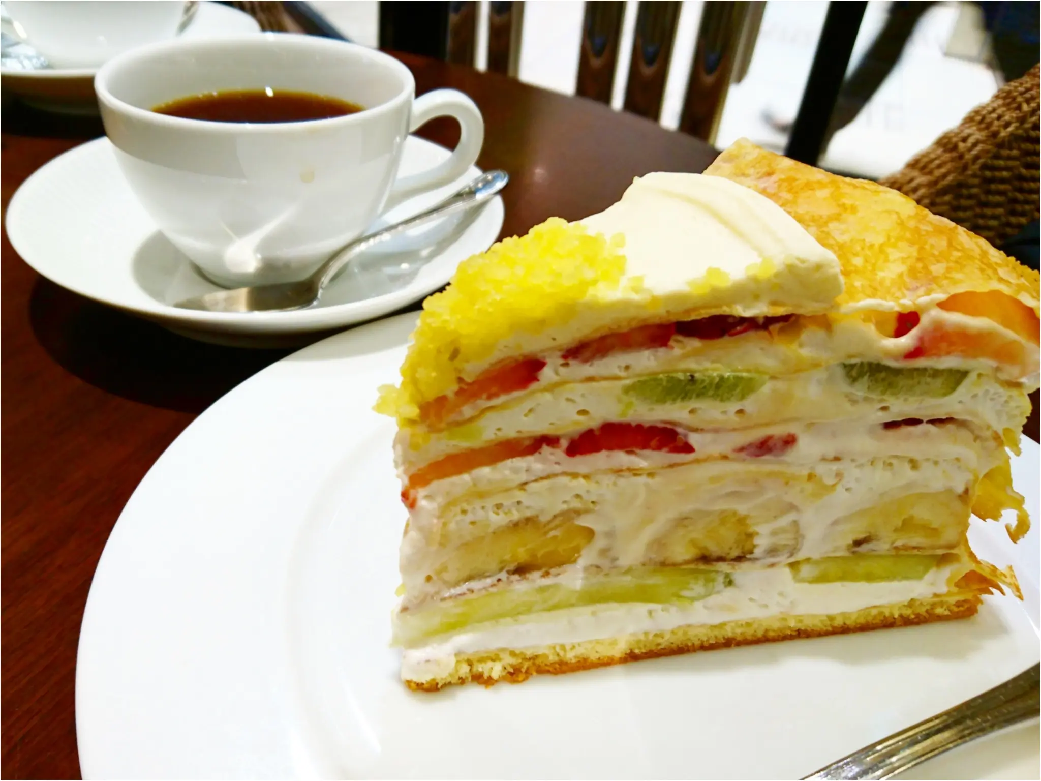 【おすすめ】『 HARBS 』のミルクレープで至福の一時を ♪_1
