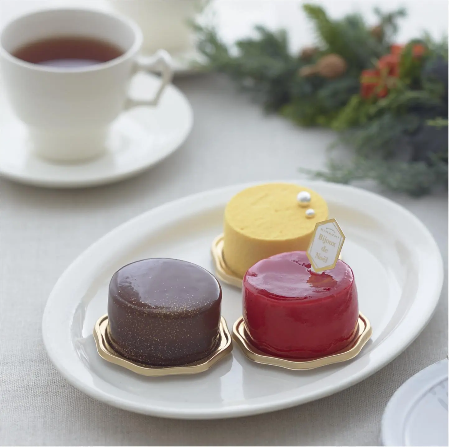 【クリスマスケーキを予約しなきゃ!④】予約前にお試し可能! 3つの味が楽しめるケーキBOXが登場☆_1