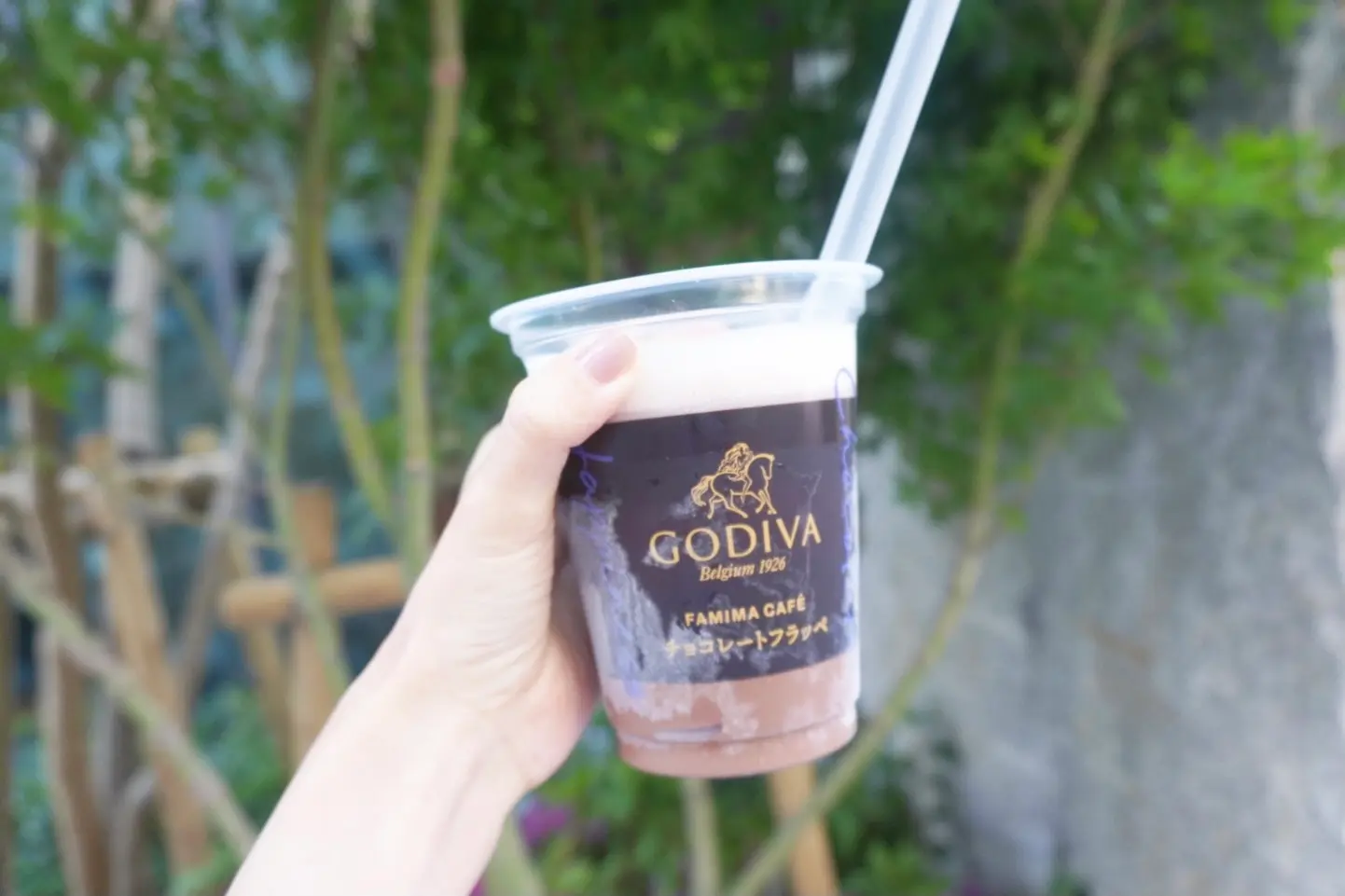 【ファミマ×GODIVA】4/24新発売の"チョコレートフラッペ" ❤︎_1