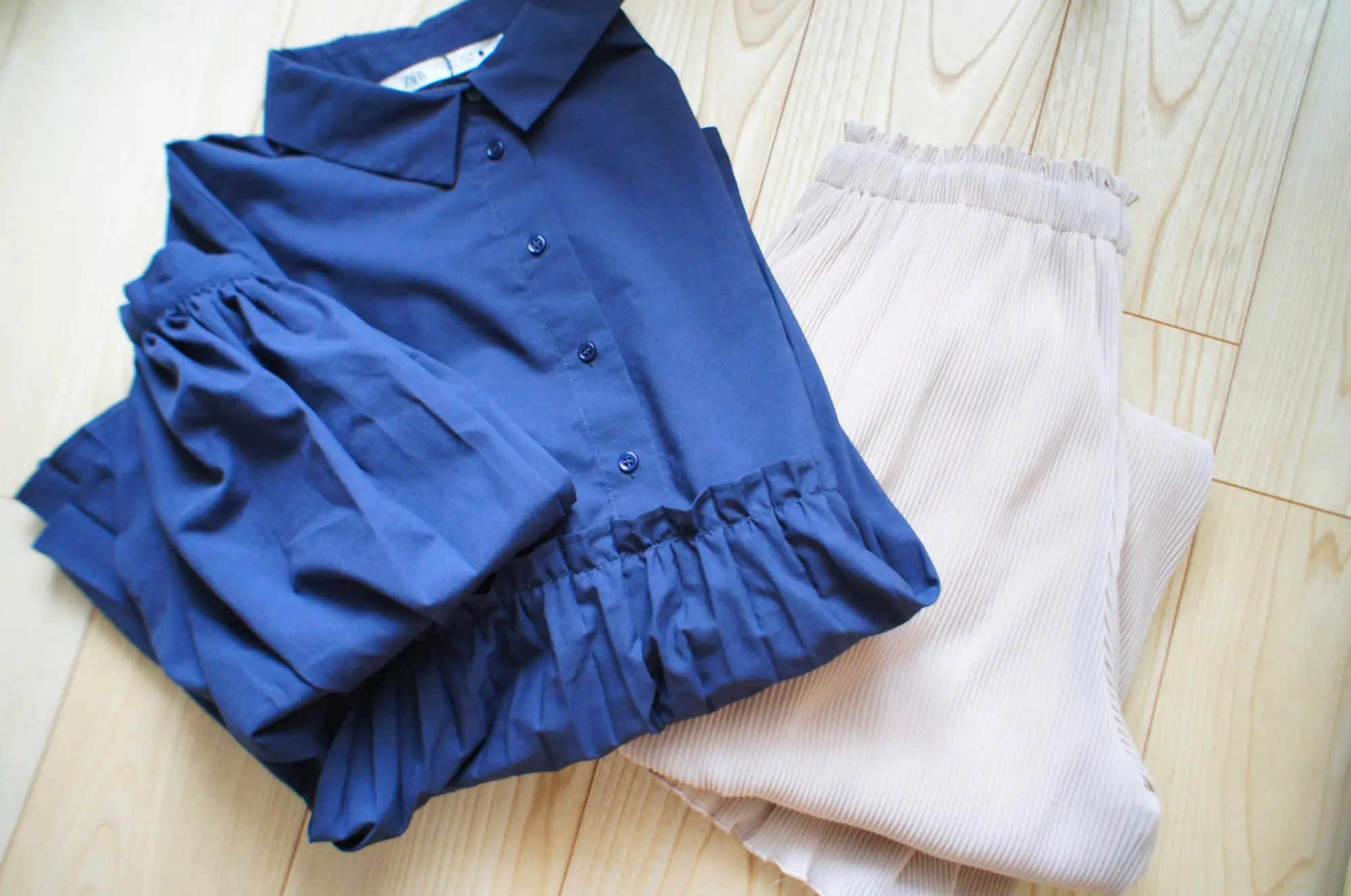《#ザラジョ 必見❤️》今季マストバイ!な【ZARA】のボリューム袖ブラウス☻_4