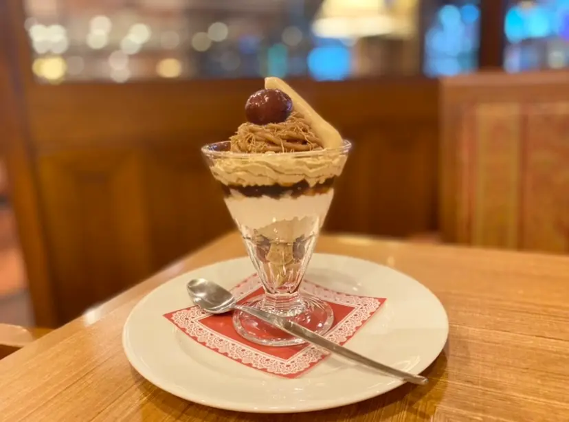 【ロイヤルホスト】秋の極上スイーツ!渋皮栗とほうじ茶を使った絶品スイーツが明日からスタート!_2