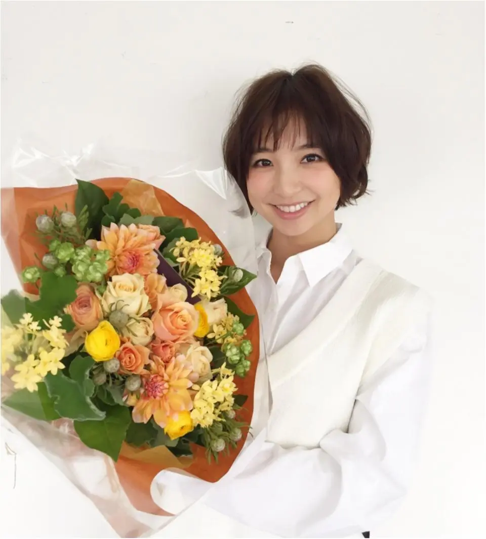 篠田麻里子ちゃん、カバー撮影お疲れさま! _1