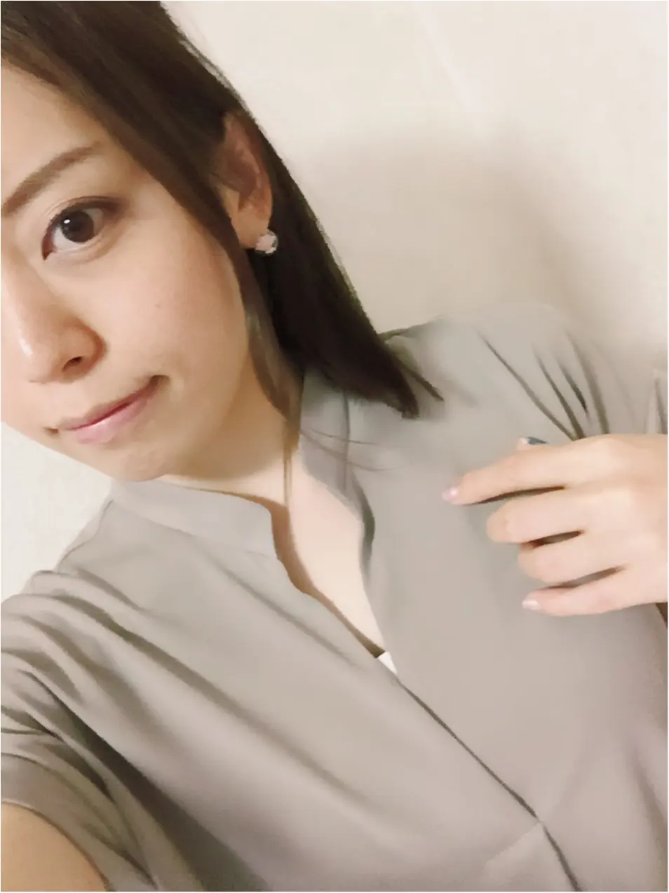 秋まで使える♡【とろみ素材】と【ベージュ】の今年らしいワンピースをセールでget❤︎_3