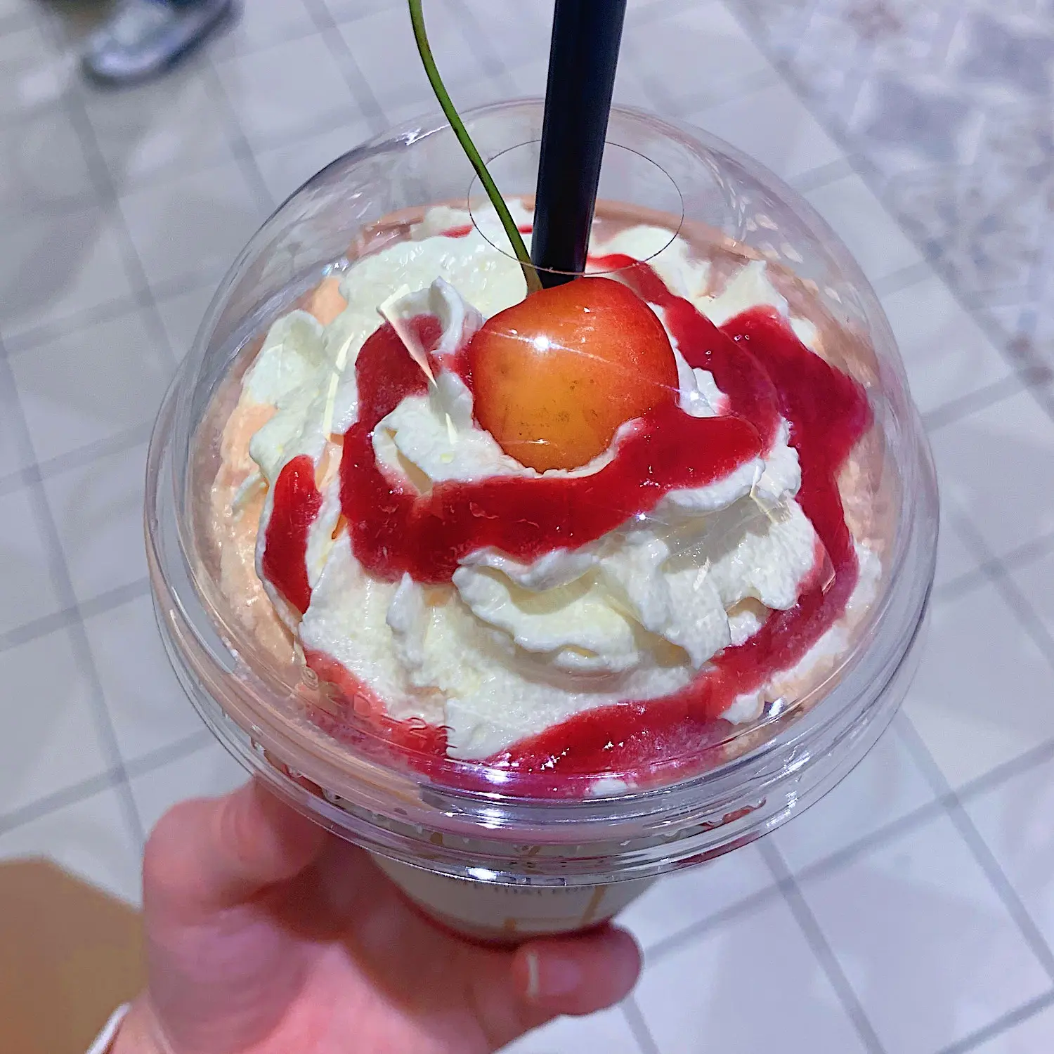 期間限定◇佐藤錦のさくらんぼ◇アロマ生チョコブランド「MAISON CACAO」生チョコっぺ さくらんぼ レポ_2