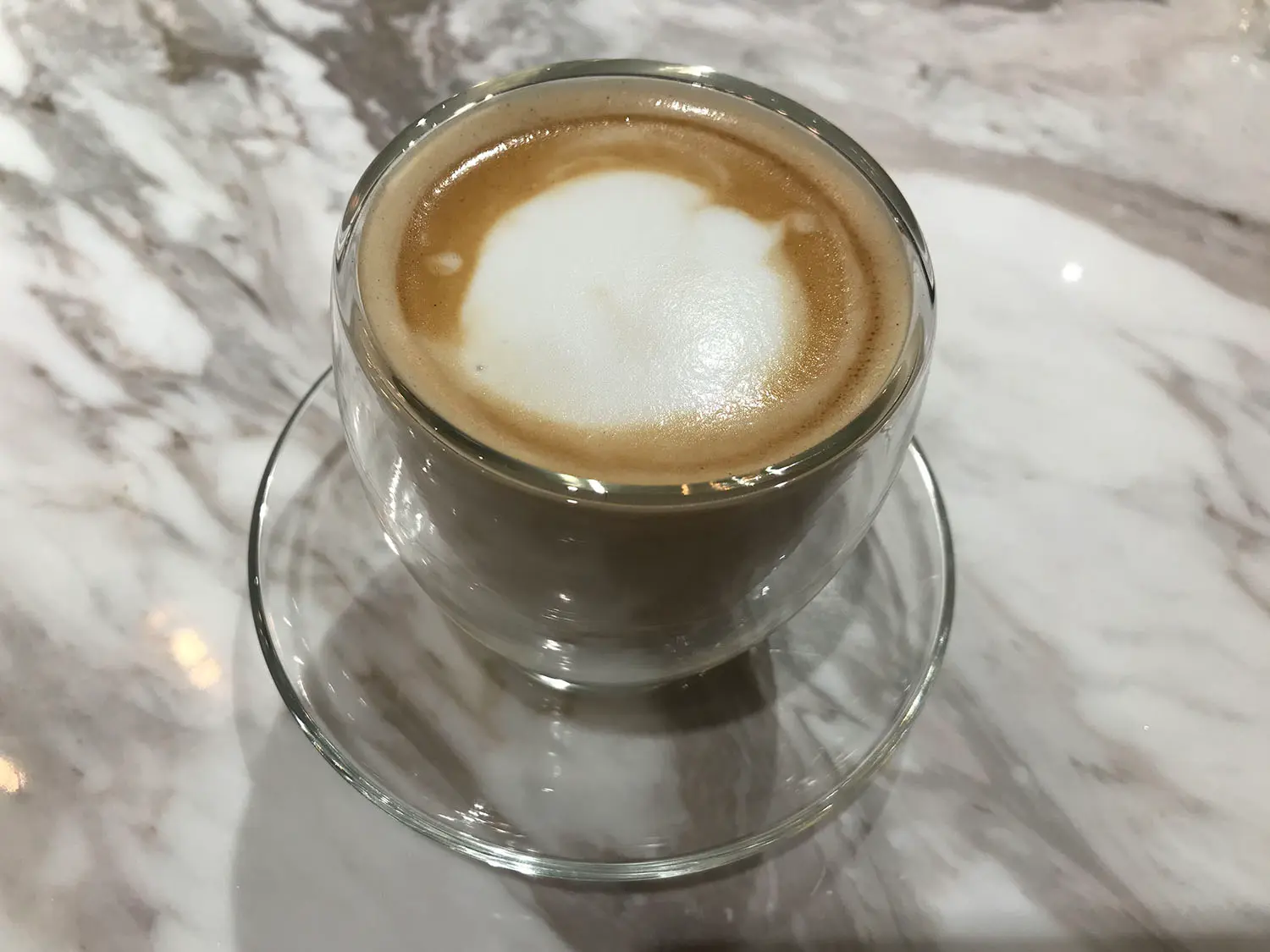パティスリー・パロラのカフェラテ