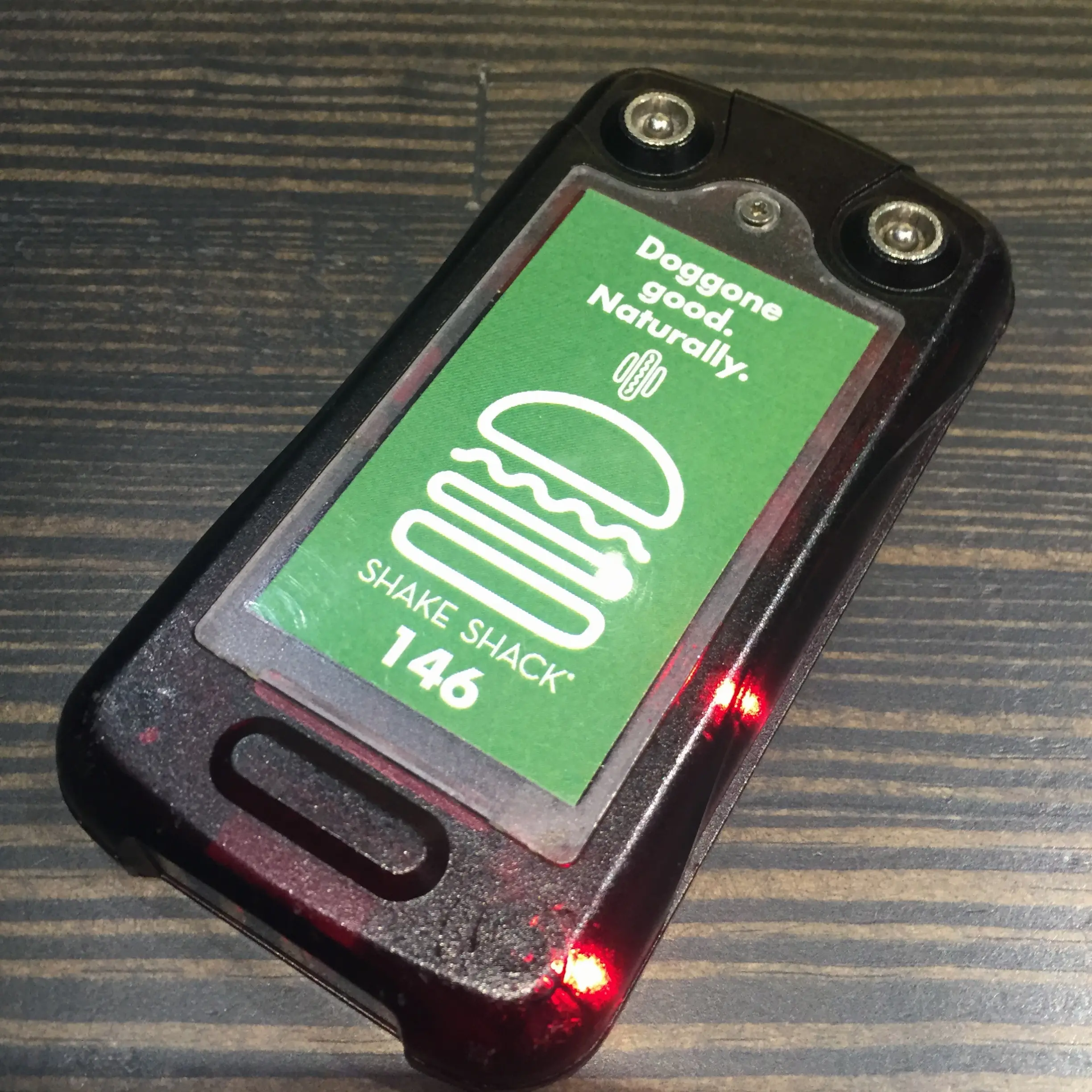 NY発バーガースタンド「Shake Shack」パティの肉感がスゴイ!!✨しかもホルモン剤を使っていない100%オールナチュラルのアンガスビーフ使用しているんです♩≪samenyan≫_4